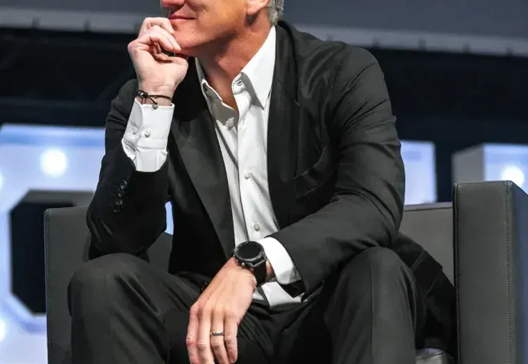 Bastian Schweinsteiger auf der Founder-Summit-Bühne